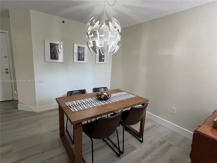 The Yacht Club at Aventura #6208 image #12