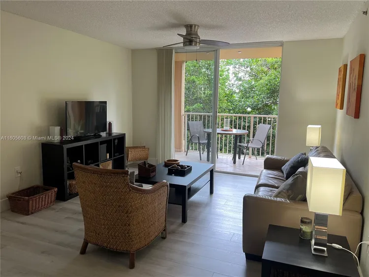 The Yacht Club at Aventura #6208 image #17