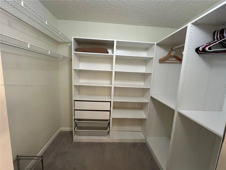 The Yacht Club at Aventura #6208 image #31