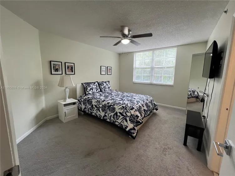 The Yacht Club at Aventura #6208 image #38