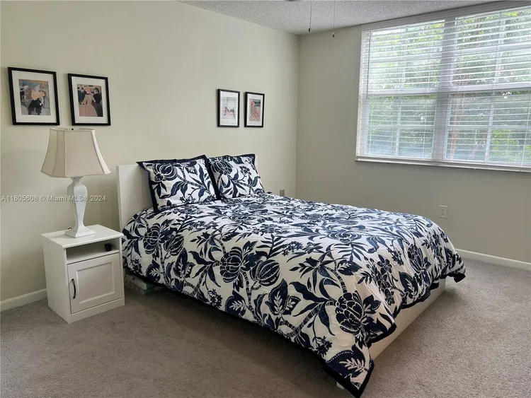 The Yacht Club at Aventura #6208 image #39