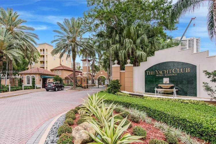 The Yacht Club at Aventura #6208 image #47