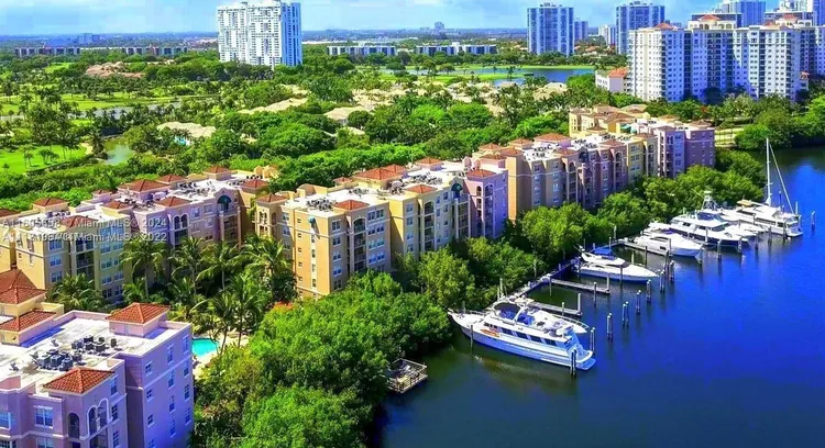 The Yacht Club at Aventura #6208 image #50