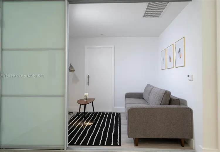 Hyde Midtown #1706 image #17