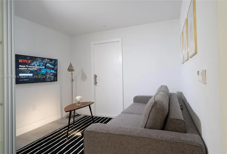 Hyde Midtown #1706 image #18