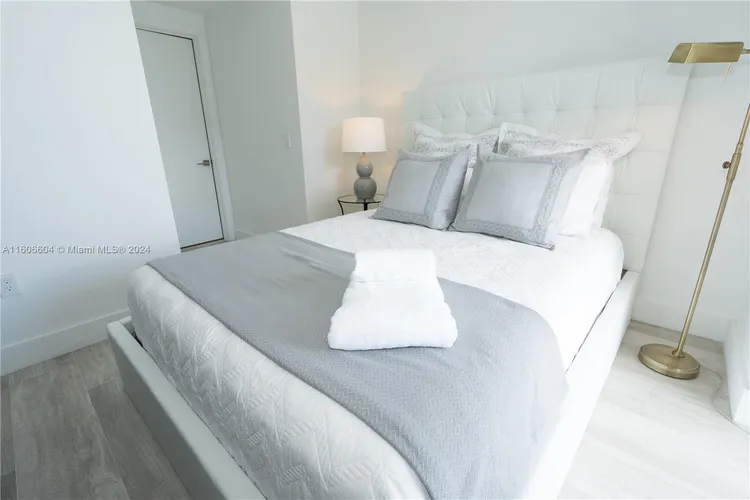 Hyde Midtown #1706 image #33