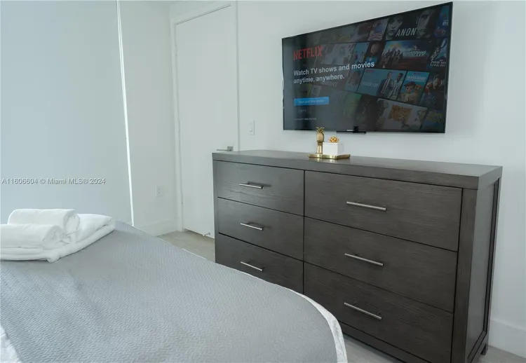 Hyde Midtown #1706 image #36