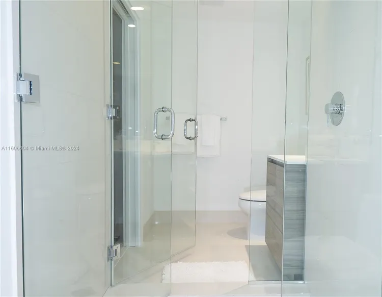 Hyde Midtown #1706 image #44