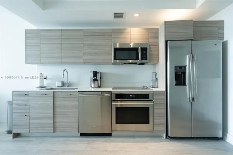 Hyde Midtown #1706 image #6