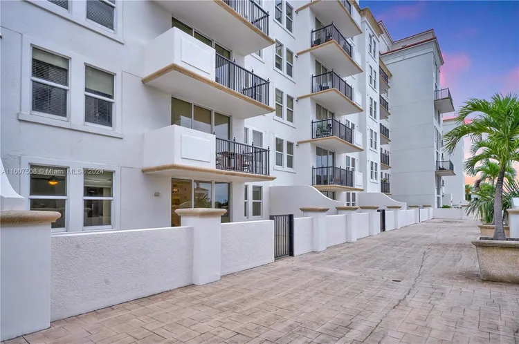 One Village Place #417 image #10