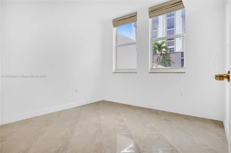 One Village Place #417 image #22