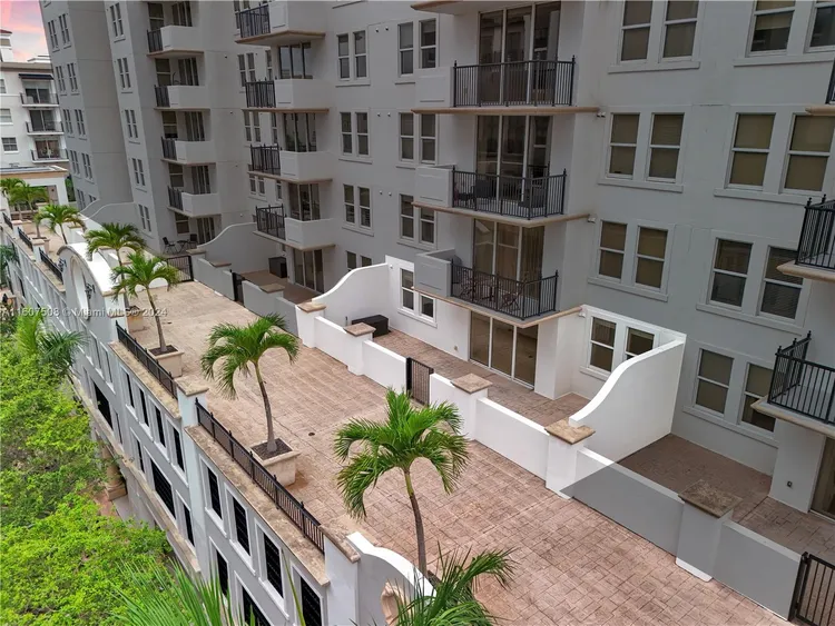 One Village Place #417 image #29