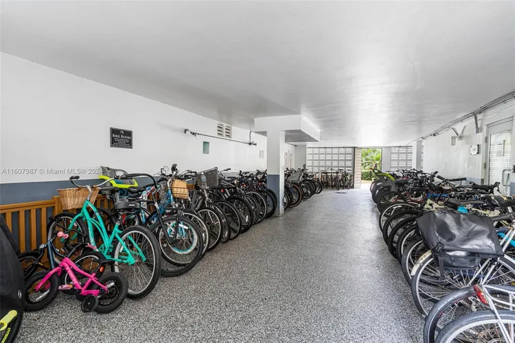 Sands of Key Biscayne #4C image #37