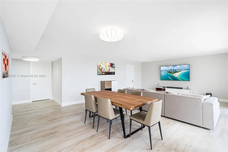 Sands of Key Biscayne #4C image #7