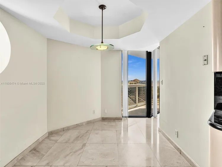 The Landmark #1904 image #6