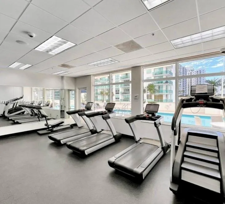 The Club at Brickell #3318 image #11