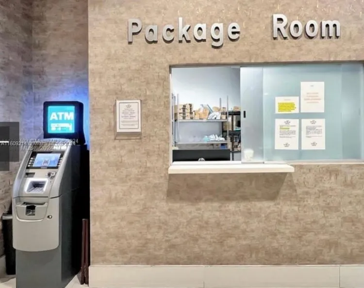 The Club at Brickell #3318 image #17