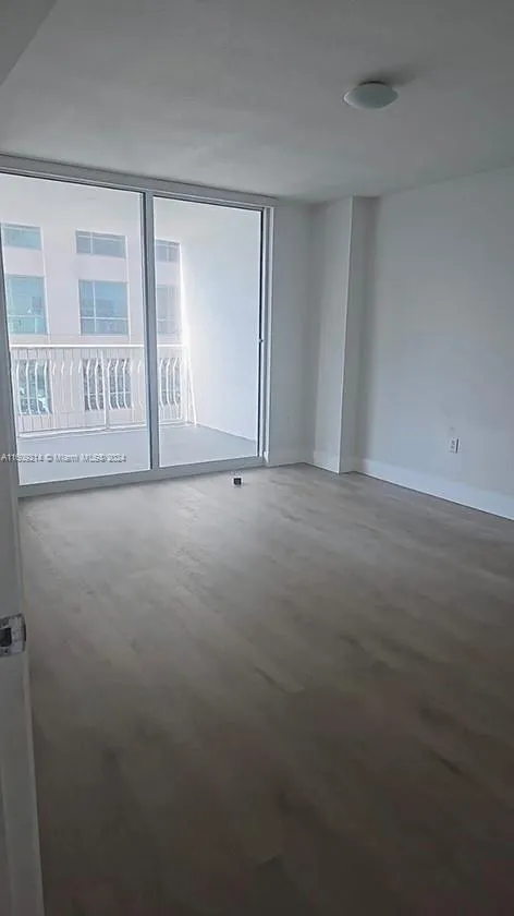 The Club at Brickell #3318 image #19