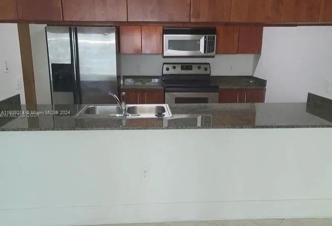 The Club at Brickell #3318 image #6