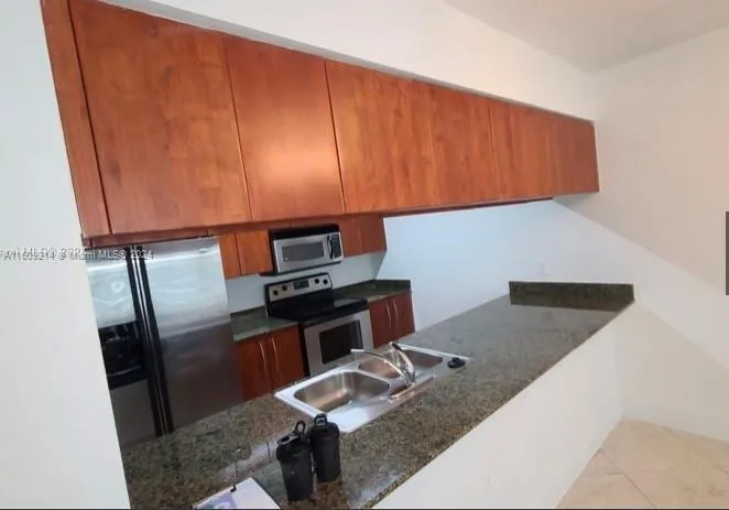 The Club at Brickell #3318 image #7