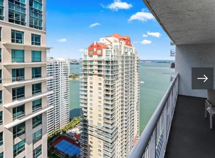 The Club at Brickell #3318 image #9