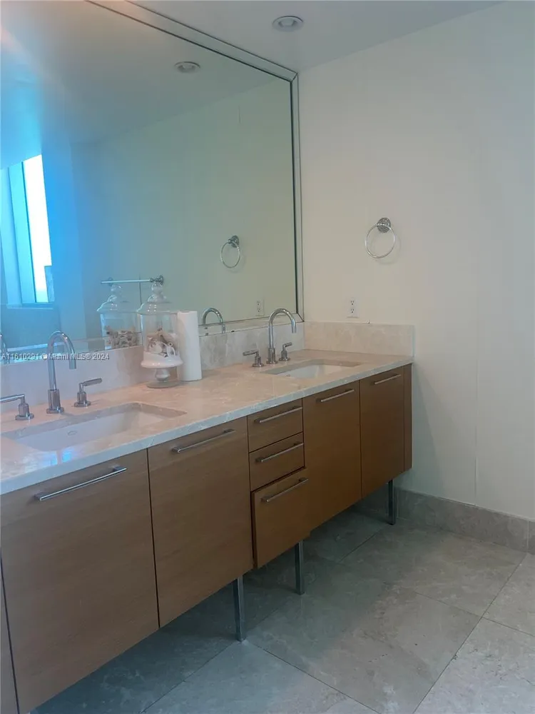 Jade Beach #1808 image #14