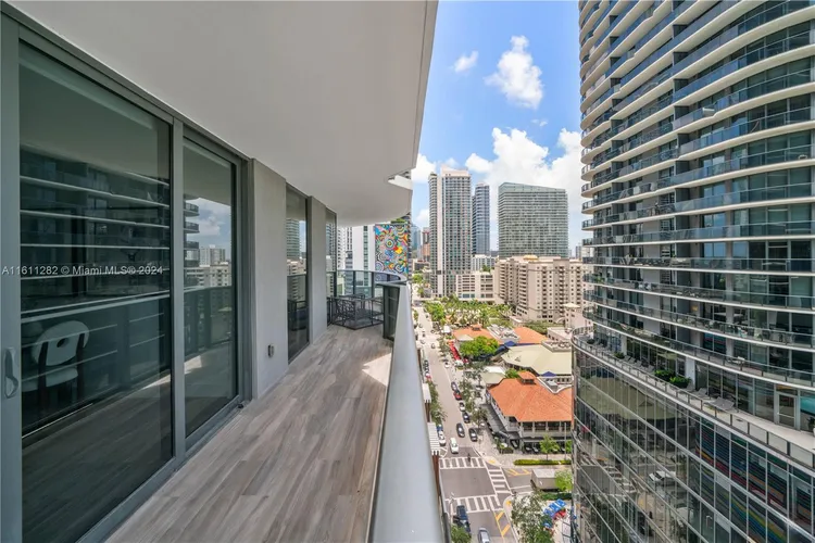 SLS Lux Brickell #1401 image #25