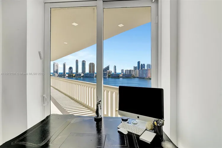 Williams Island 3000 #1406 image #25