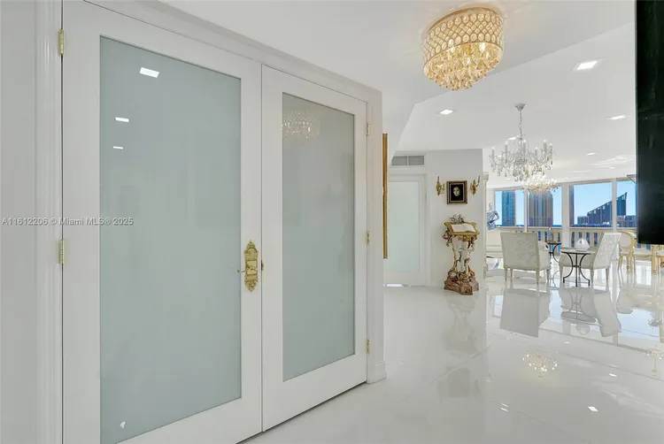 Williams Island 3000 #1406 image #34