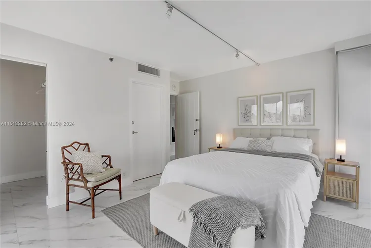 Grand View Palace #411-1 image #6