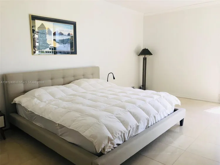 Brickell Key I #A1005 image #10