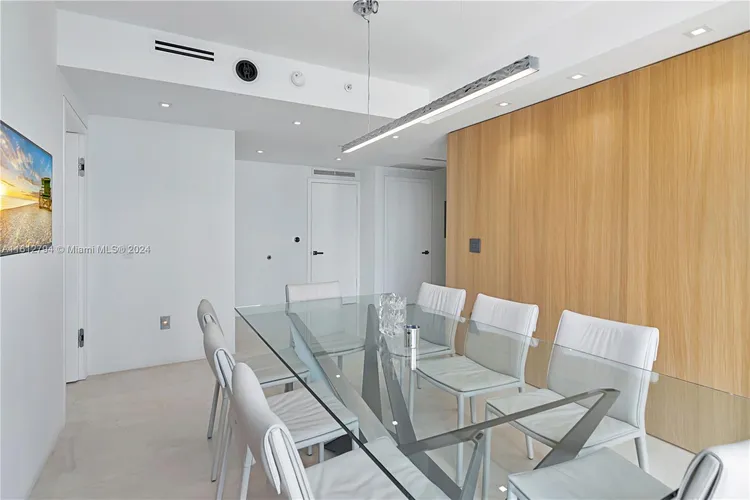 Icon Bay #1208 image #16