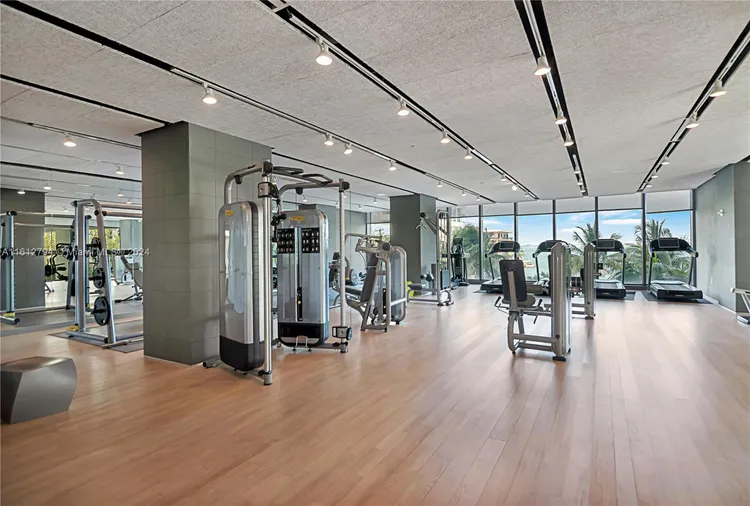 Icon Bay #1208 image #24