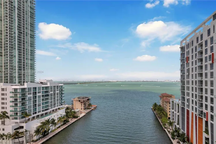 Icon Bay #1208 image #6