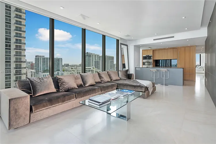 Icon Bay #1208 image #7