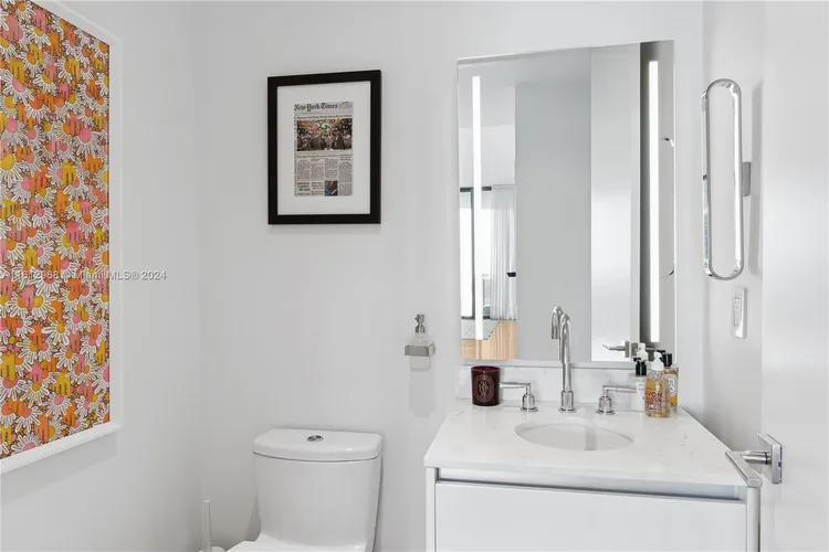 Two Park Grove #7A image #23