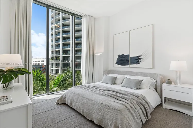 Two Park Grove #7A image #29