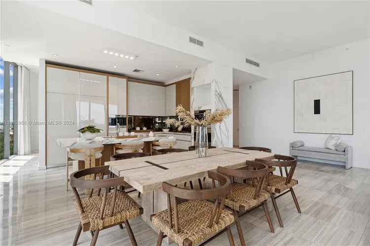 Two Park Grove #7A image #7