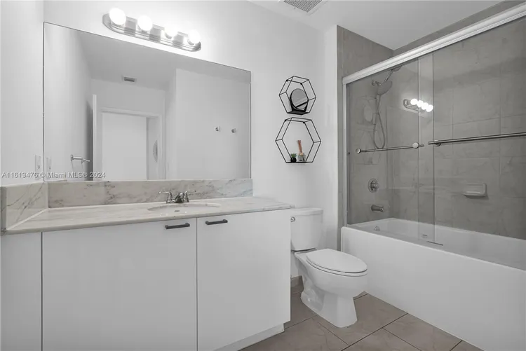 Loft Downtown II #3402 image #14