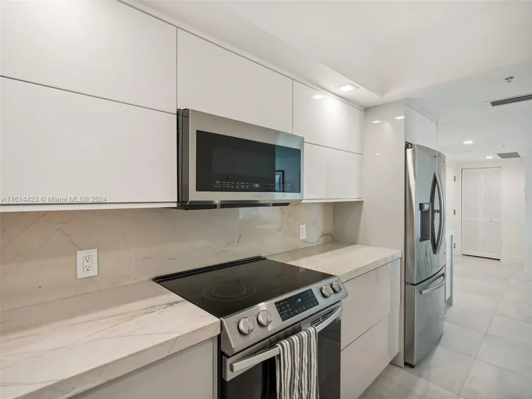 St Louis Condo #2204 image #10