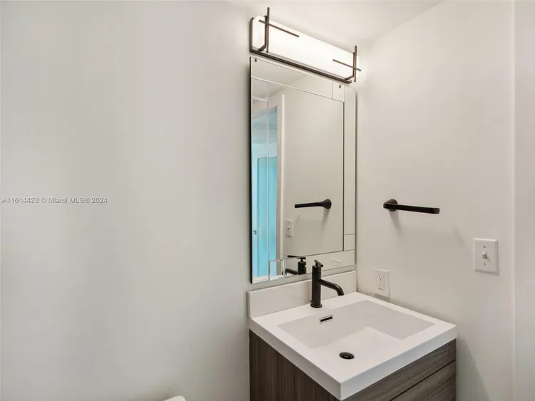St Louis Condo #2204 image #18