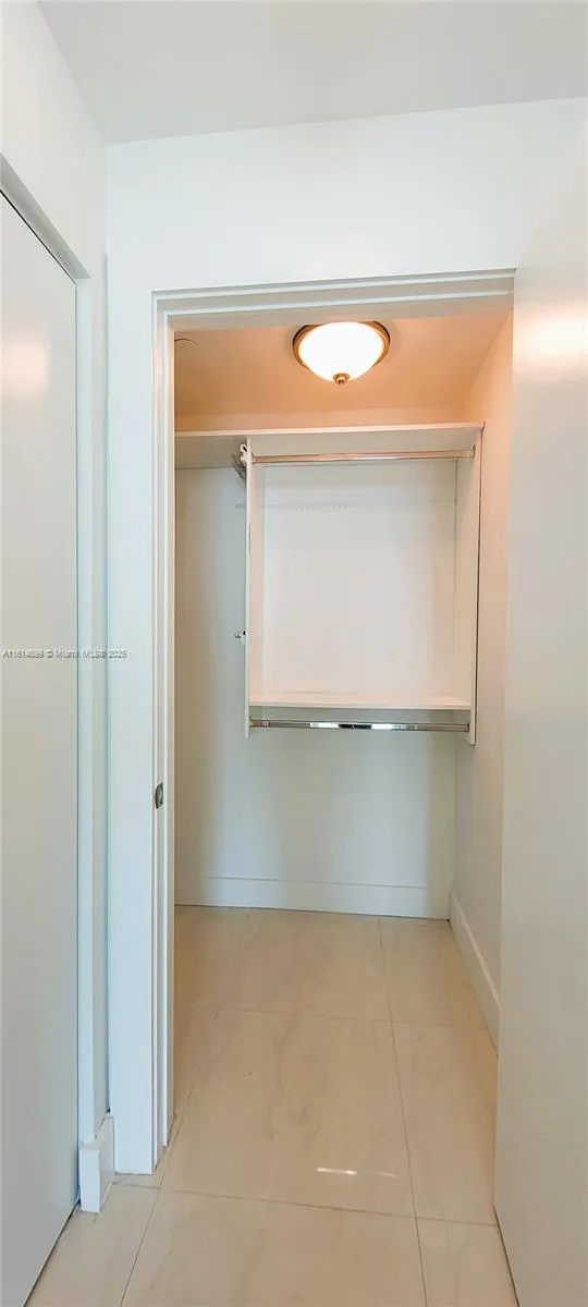 900 Biscayne Bay #2503 image #26