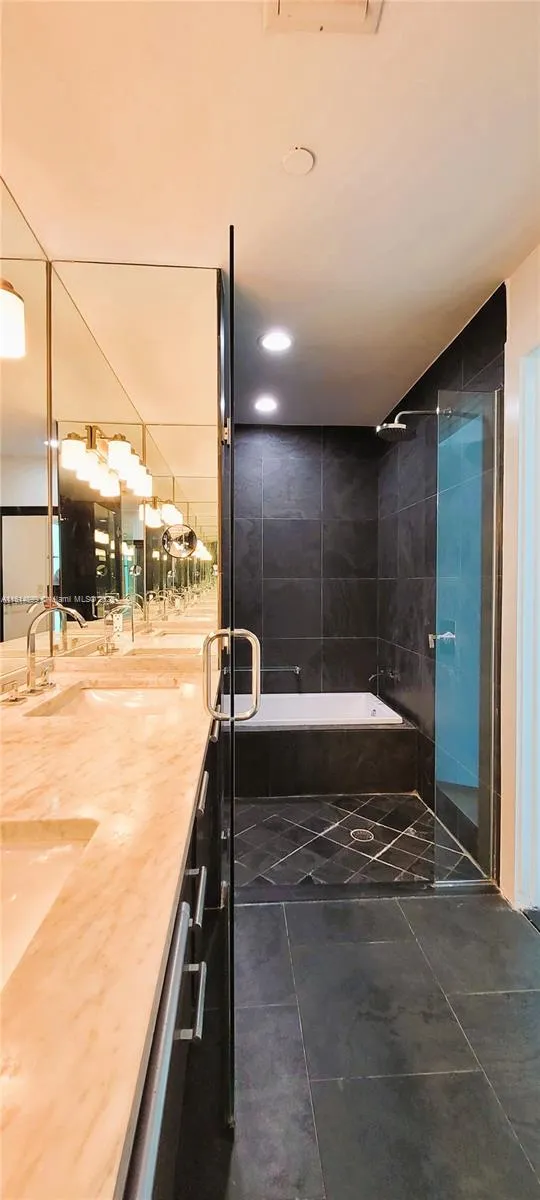 900 Biscayne Bay #2503 image #33