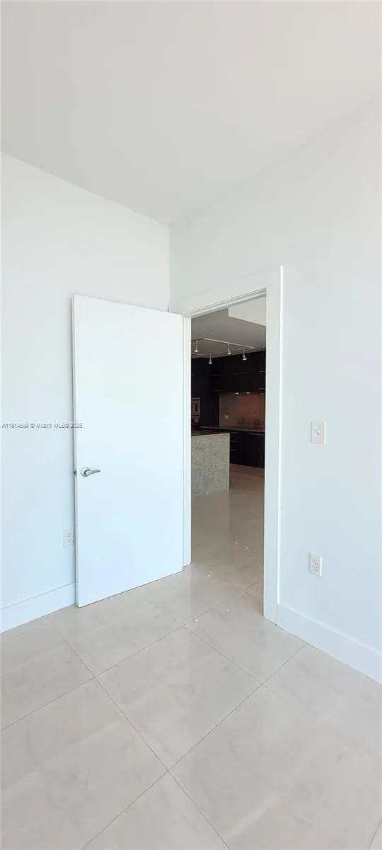 900 Biscayne Bay #2503 image #39