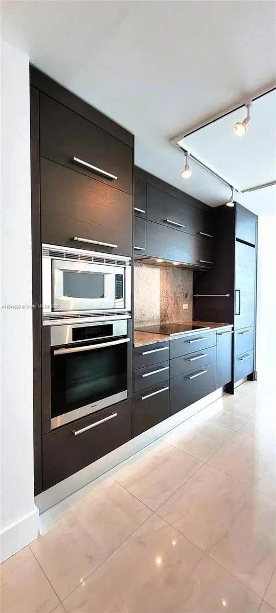 900 Biscayne Bay #2503 image #9