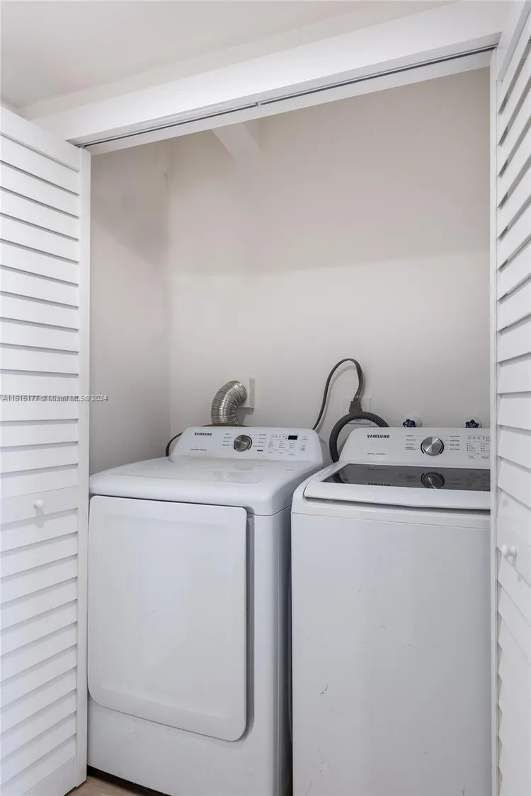 Jockey Club III #357 image #24