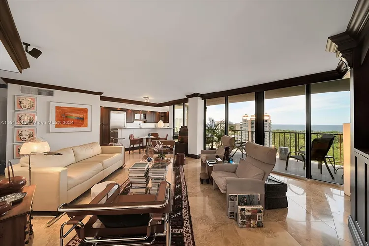 The Corinthian #17B image #26