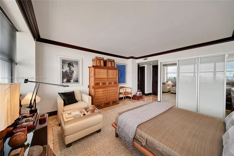 The Corinthian #17B image #41