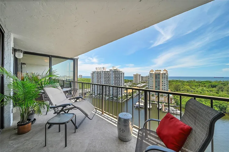 The Corinthian #17B image #46