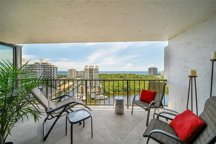 The Corinthian #17B image #49